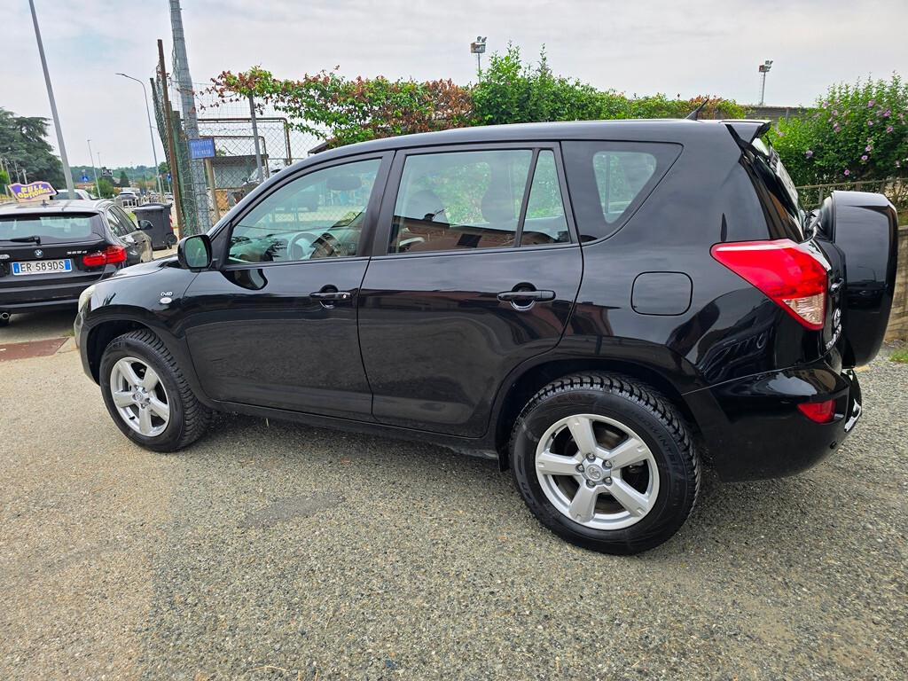 Toyota RAV 4 RAV4 2.2 D-4D 136 CV Luxury