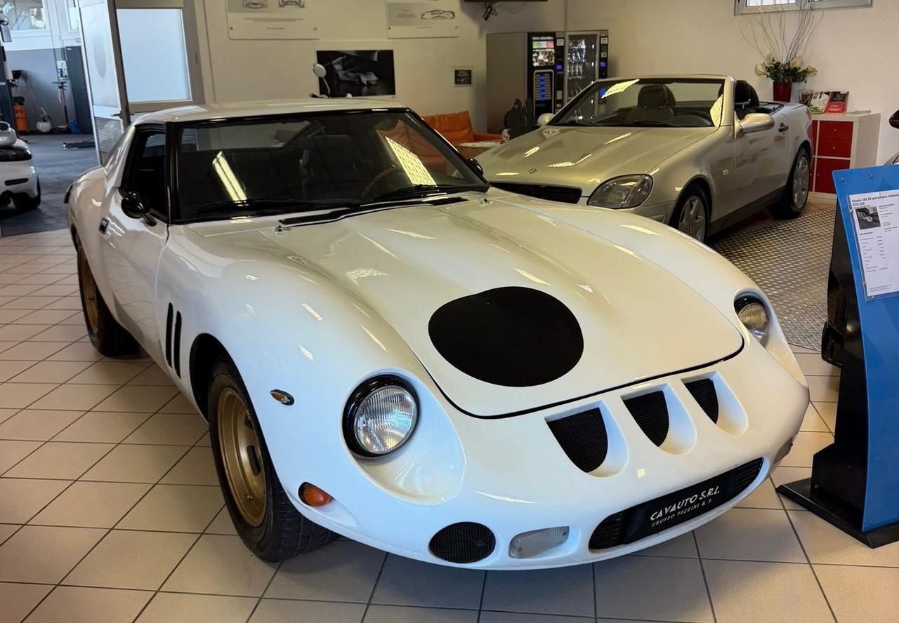 Nissan 280 ZX particolare restauro GTO 250
