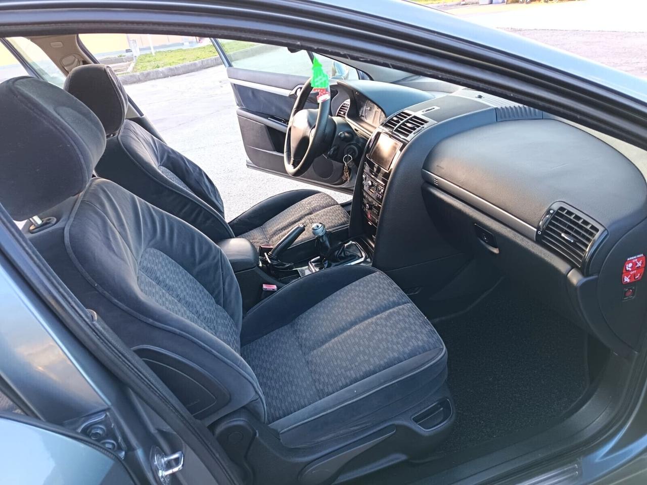 Peugeot 407 1.6 HDi SW Ciel Tecno TETTO NAVI TEL CRUIS SENSORI NEOPATENTATI