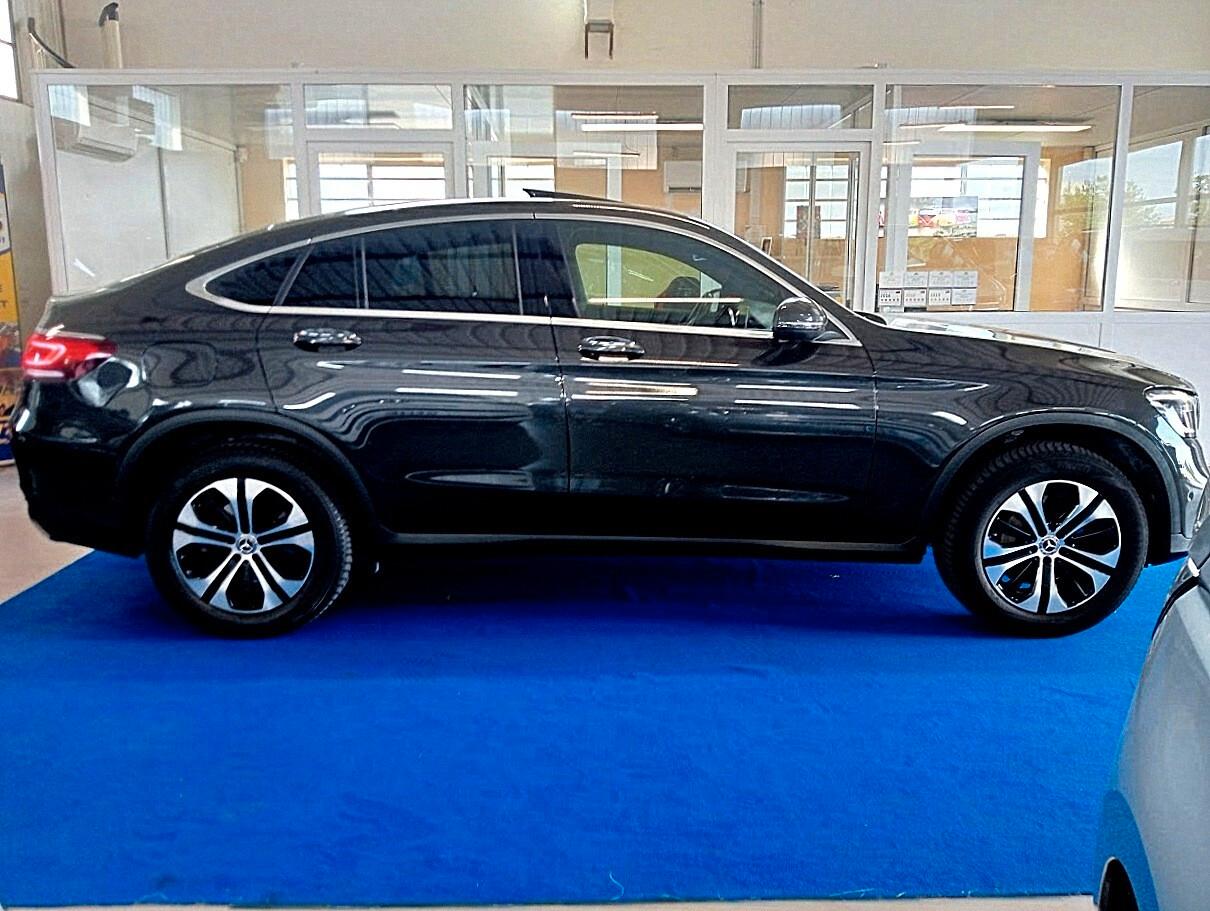 Mercedes-benz GLC 300 Coupe d Premium 4MATIC 4X4 TETTO AIRMATIC LED FULL