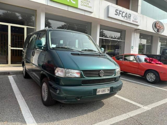 Volkswagen Caravelle 2.0