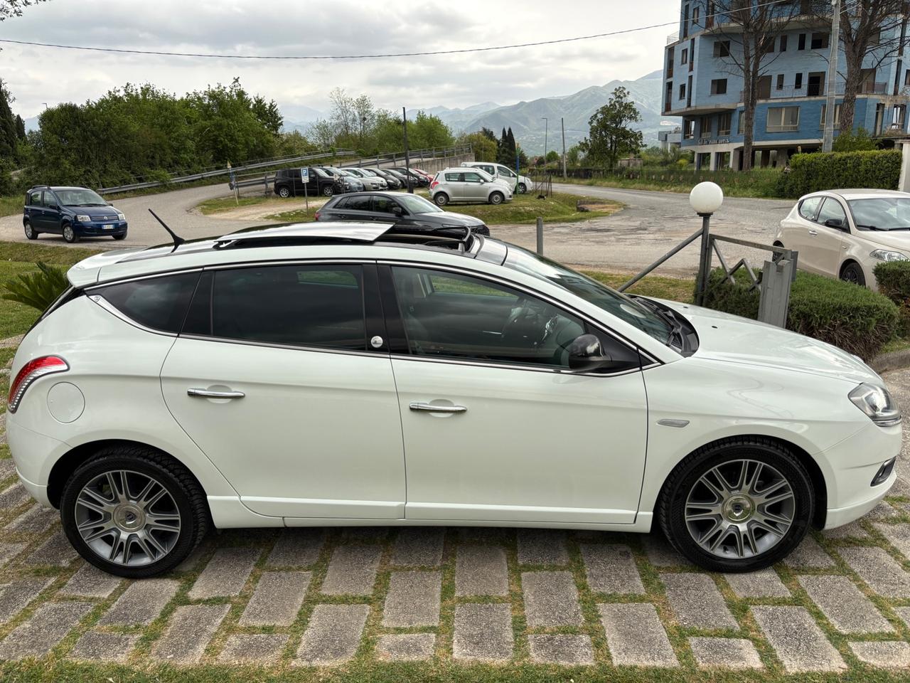 Lancia Delta 1.4T-Jet 120CV GPL-2014"FULL FULL"