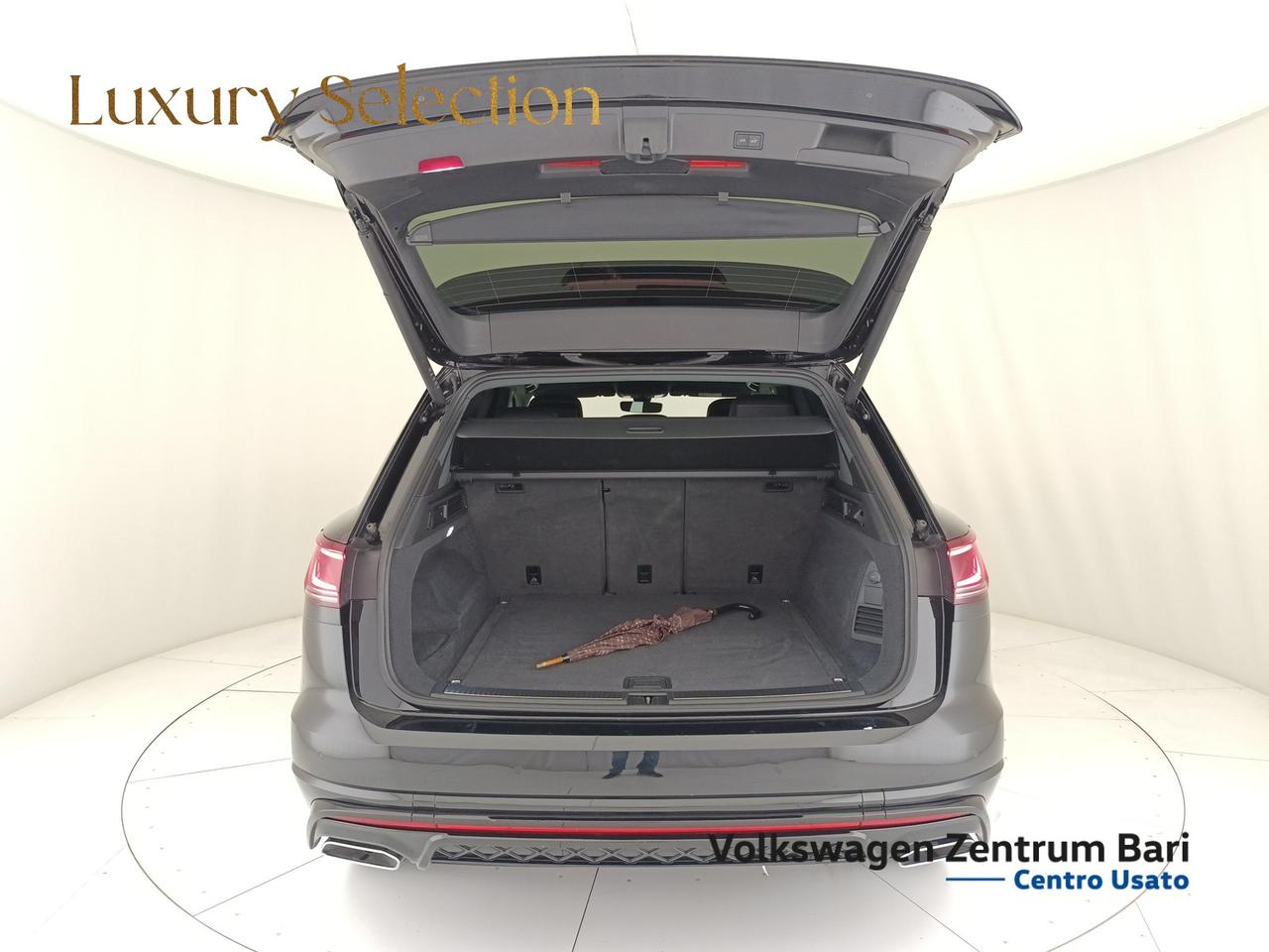 Volkswagen Touareg 3.0 v6 tdi elegance r-line exterior pack 231cv tiptronic