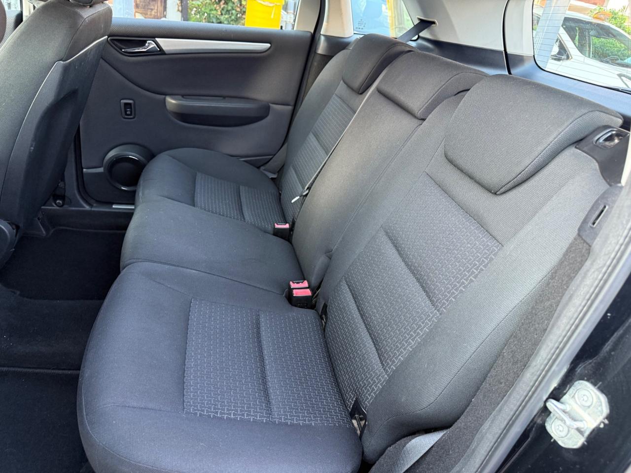 Mercedes-benz B 180 CDI KM CERTIFICATI