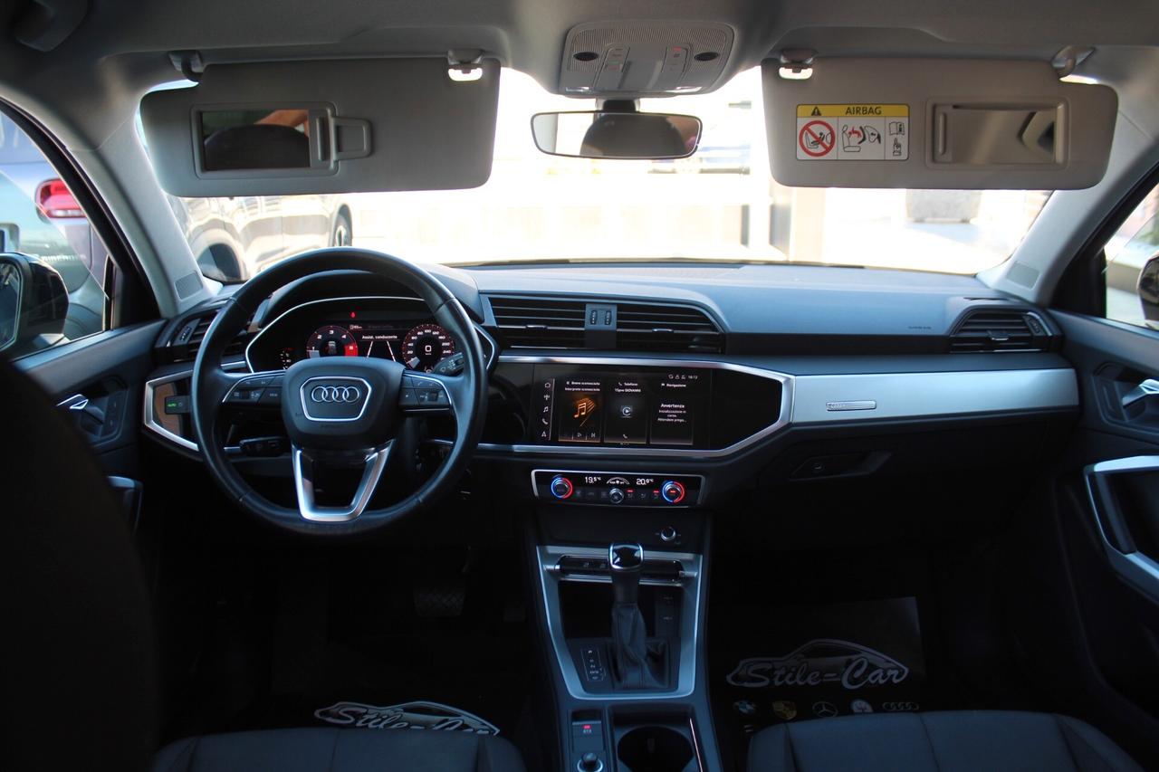Audi Q3 35 TDI S tronic Business