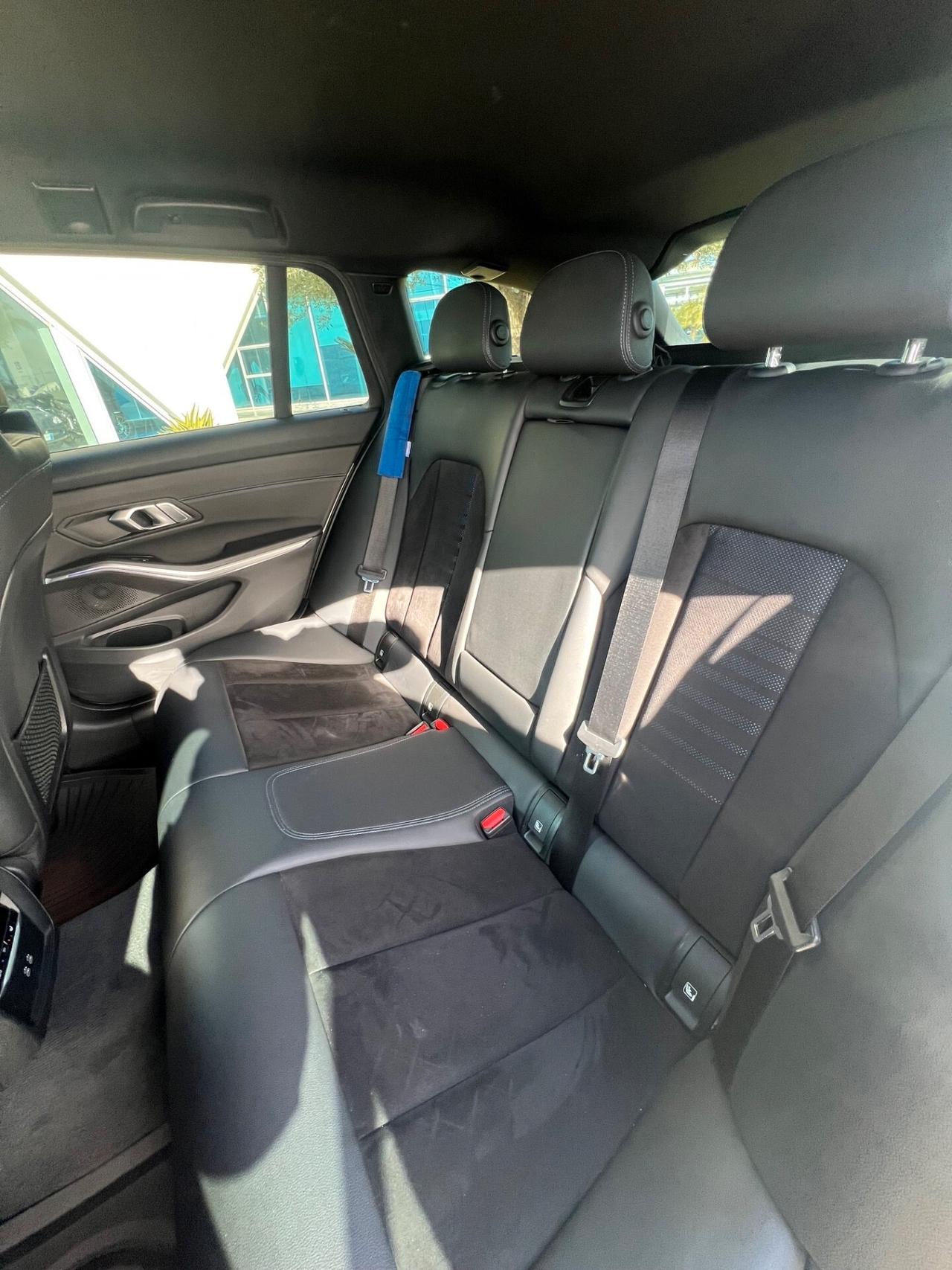 Bmw 316d 48V Touring Msport Anticipo €8.365 noleggio no scoring