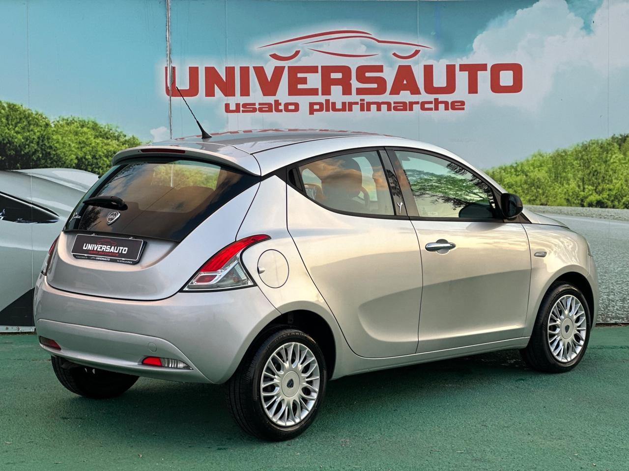 Lancia Ypsilon 1.2 Benzina 69cv Silver 2016