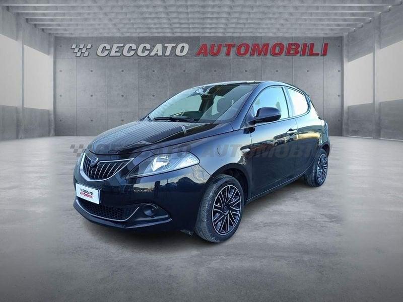 Lancia Ypsilon Ypsilon 1.0 firefly hybrid Silver s&s 70cv 5p.ti