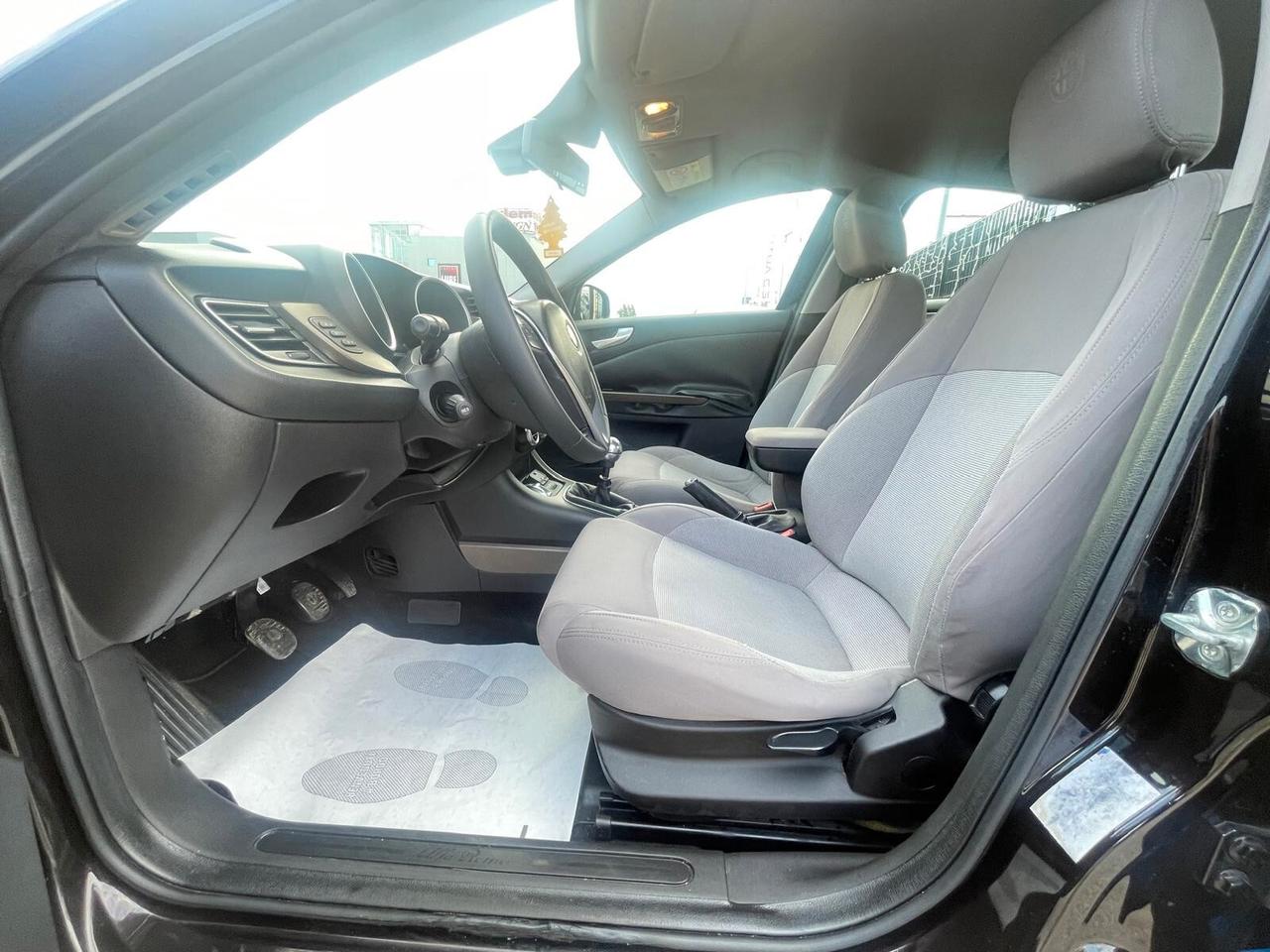 Alfa Romeo Giulietta 1.6 JTDm-2 120 CV Distinctive