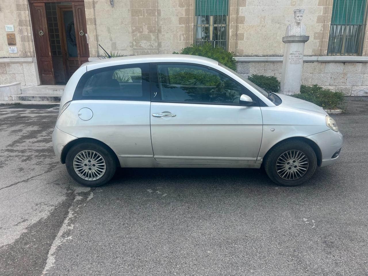 Lancia Ypsilon 1.3 MJT 75 CV X NeoPatentati