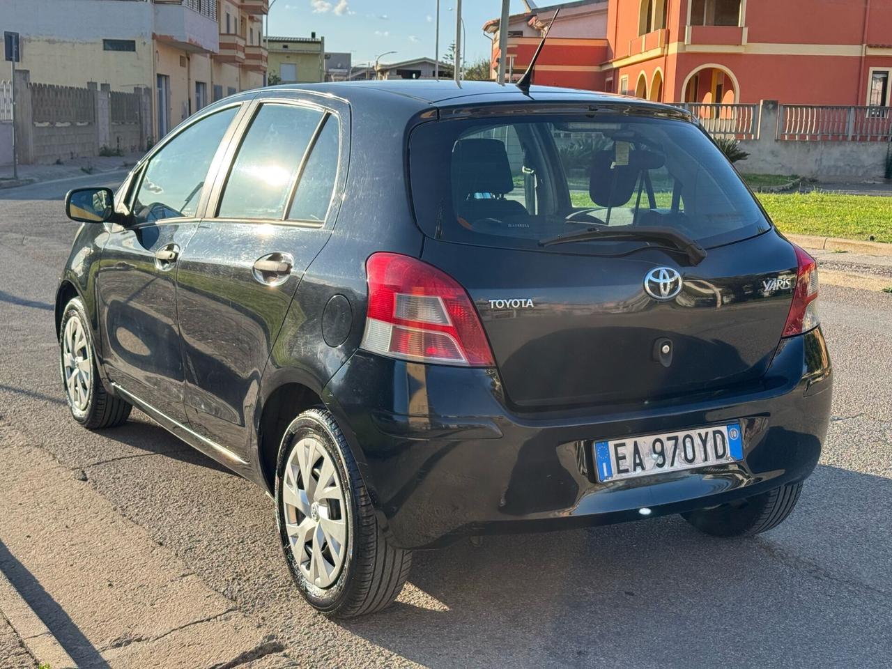 Toyota Yaris 1.0 5 porte Now GPL
