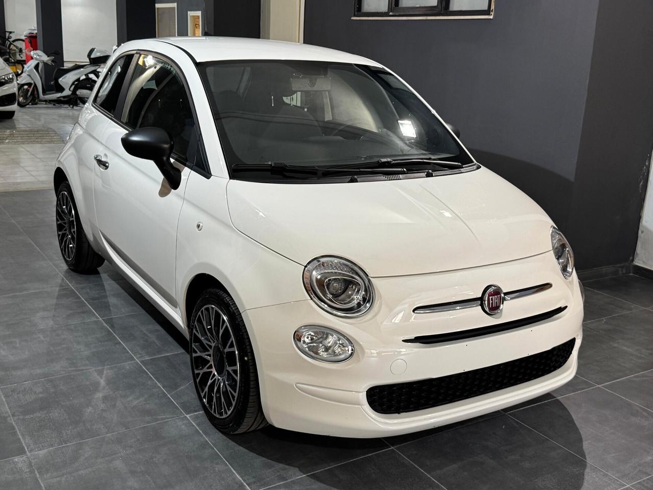 FIAT 500 HYBRID LOUNGE 70CV