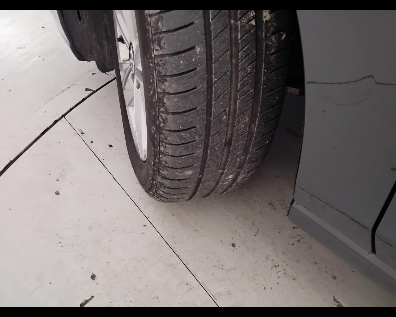 VOLKSWAGEN Golf VIII 2024 - Golf 2.0 tdi Life 115cv