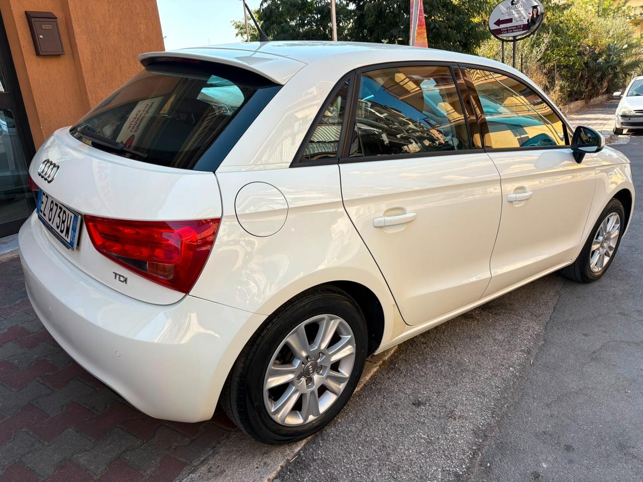 Audi A1 SPB 1.6 TDI Attraction