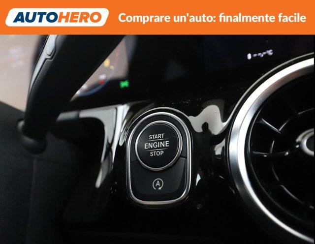 MERCEDES-BENZ GLA 200 Automatic 4Matic Premium