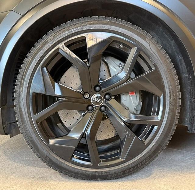 Audi RS Q8 TFSI V8 quattro tiptronic
