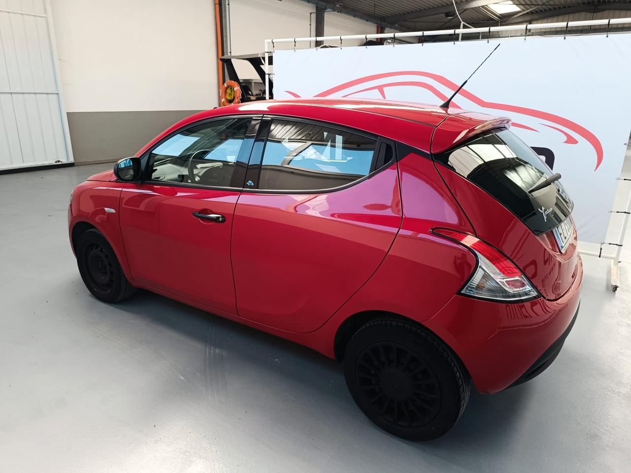 Lancia Ypsilon 1.2 69 CV 5 porte GPL Ecochic Gold