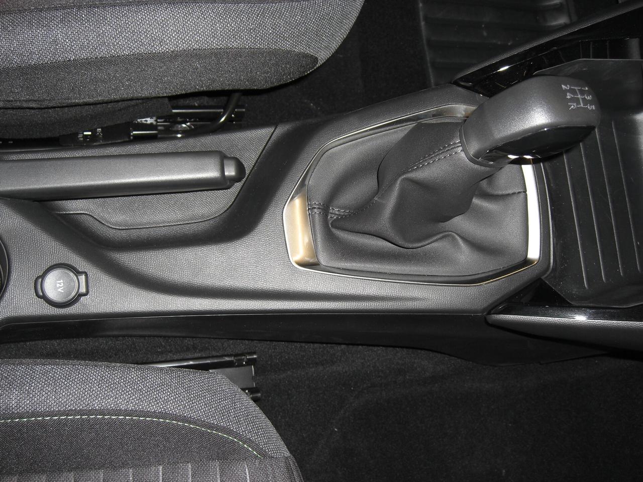 Peugeot 208 Peugeot 208 Active 75 CV per NEOPATENTATI