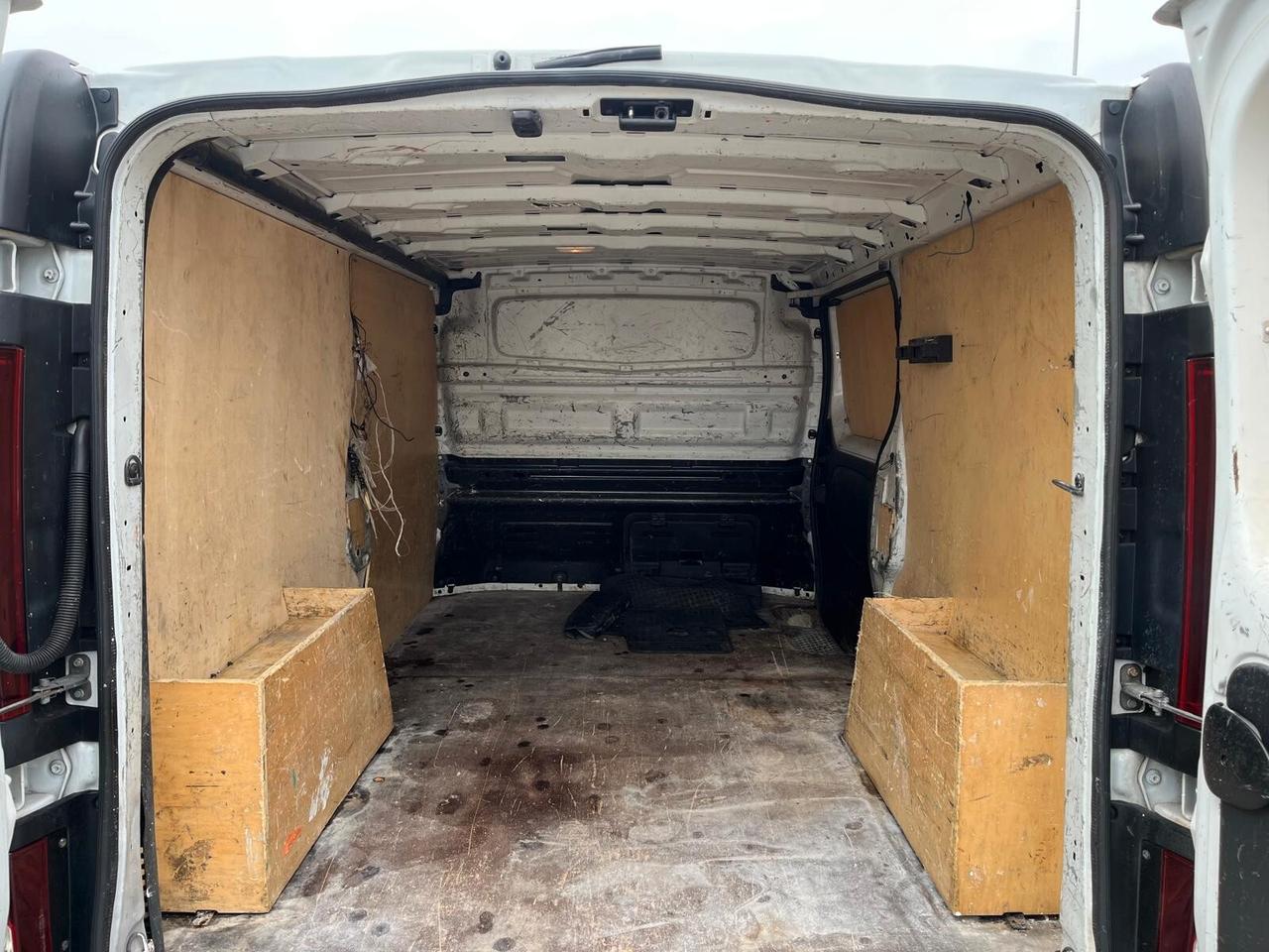 Renault Trafic T29 1.6 dCi 125CV **+IVA**