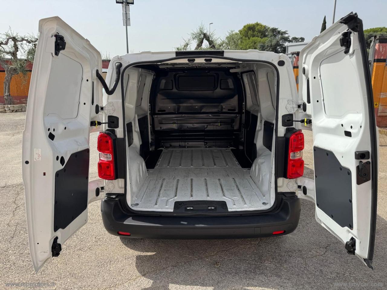 VIVARO ENJOY PM 3 POSTI 1.5D 120CV