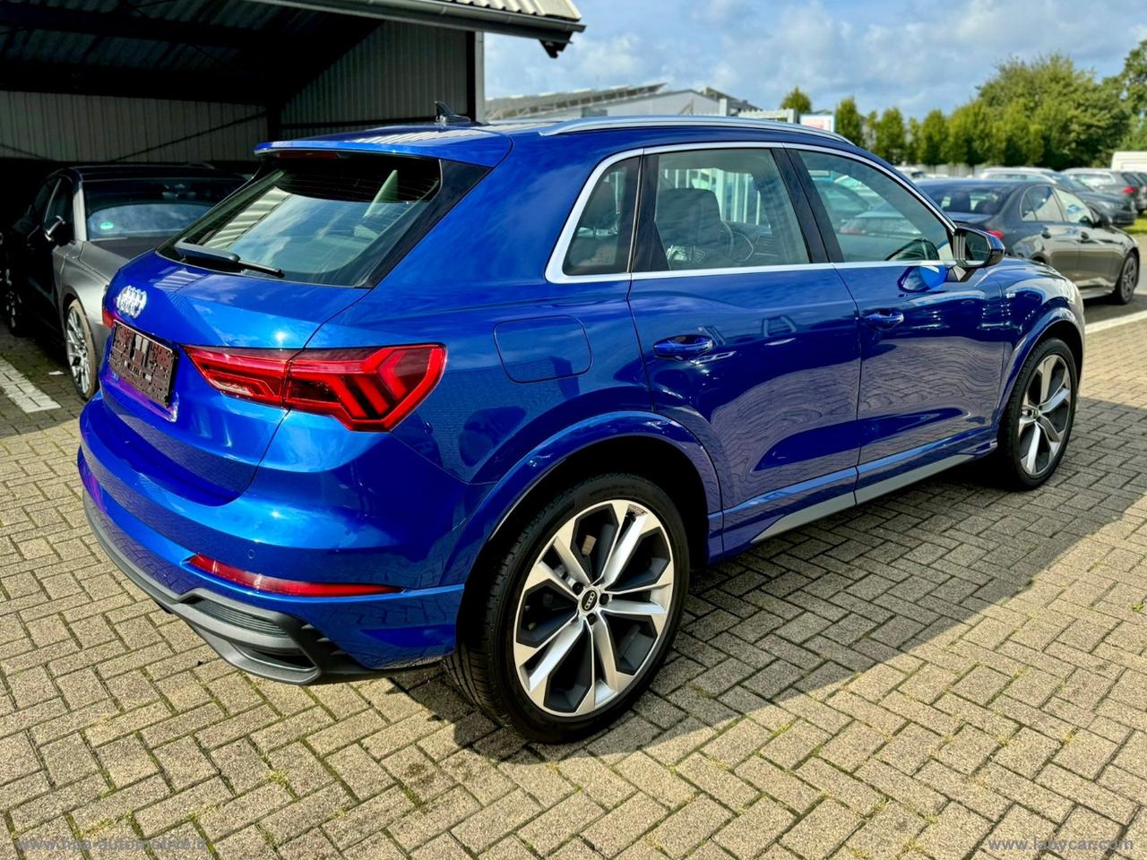 AUDI Q3 2.0TDI S-line FULL LED NAVI PELLE CERCHI 20