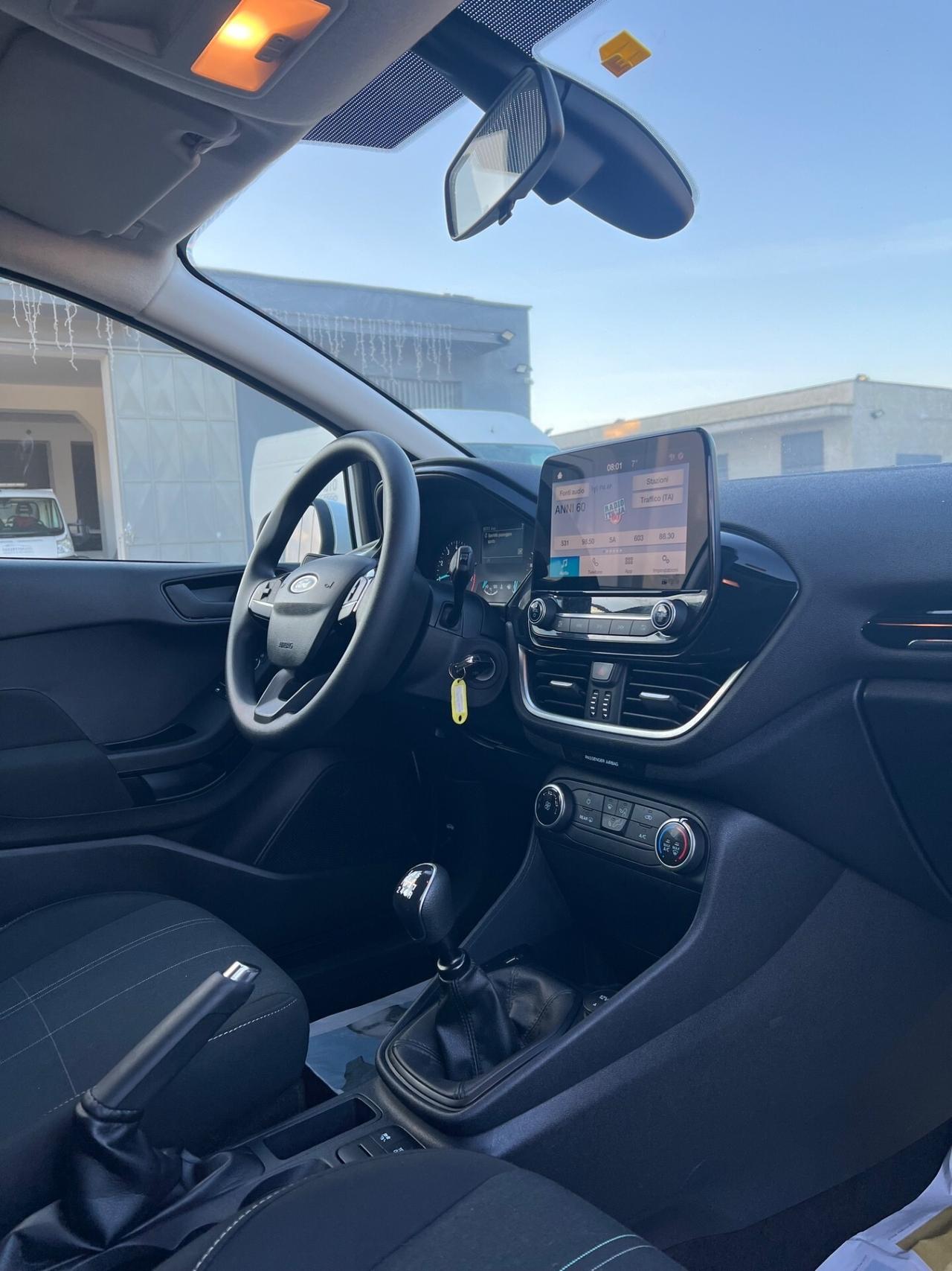 Ford Fiesta 1.0 benzina/hibryd 2021 autocarro