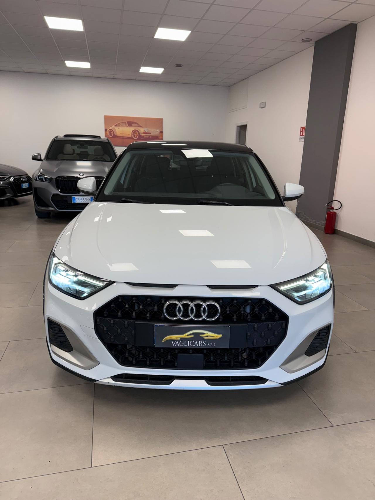 Audi A1 allstreet 35 TFSI Identity Contrast