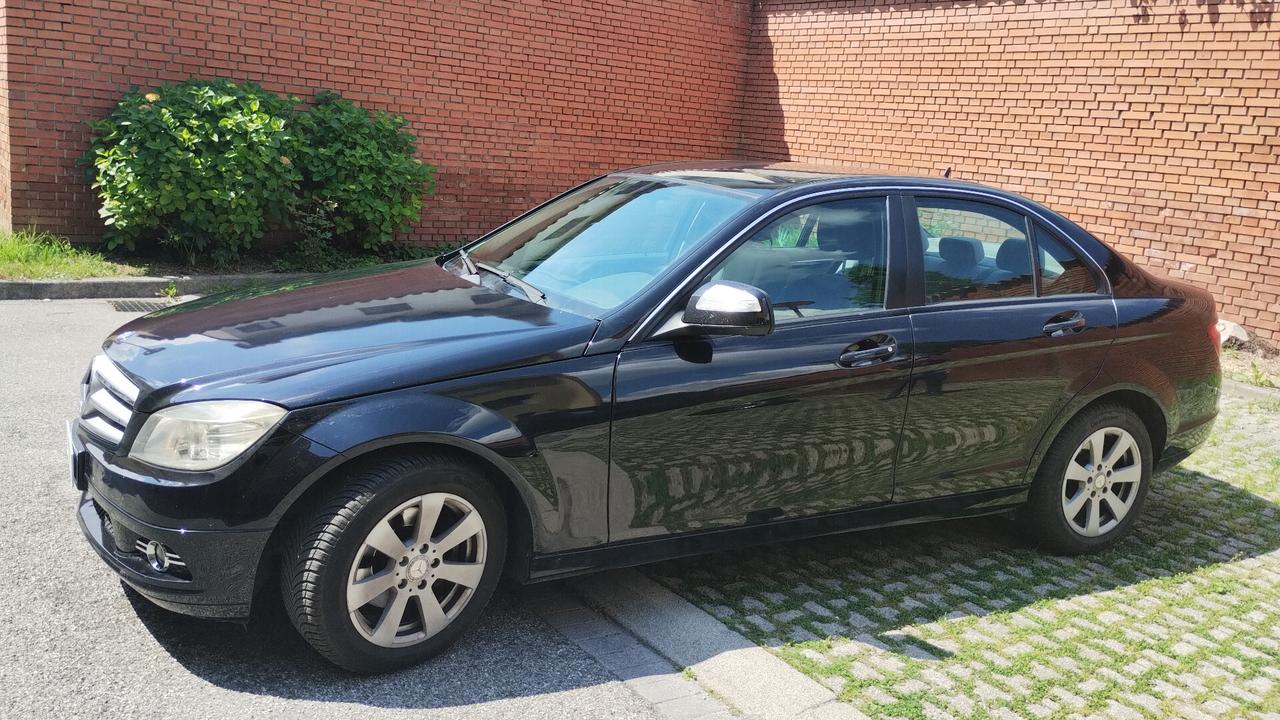 Mercedes-benz C 220 C 220 CDI BlueEFFICIENCY Avantgarde