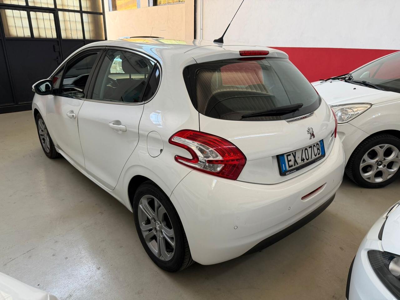 Peugeot 208 PureTech 82 5 porte Access