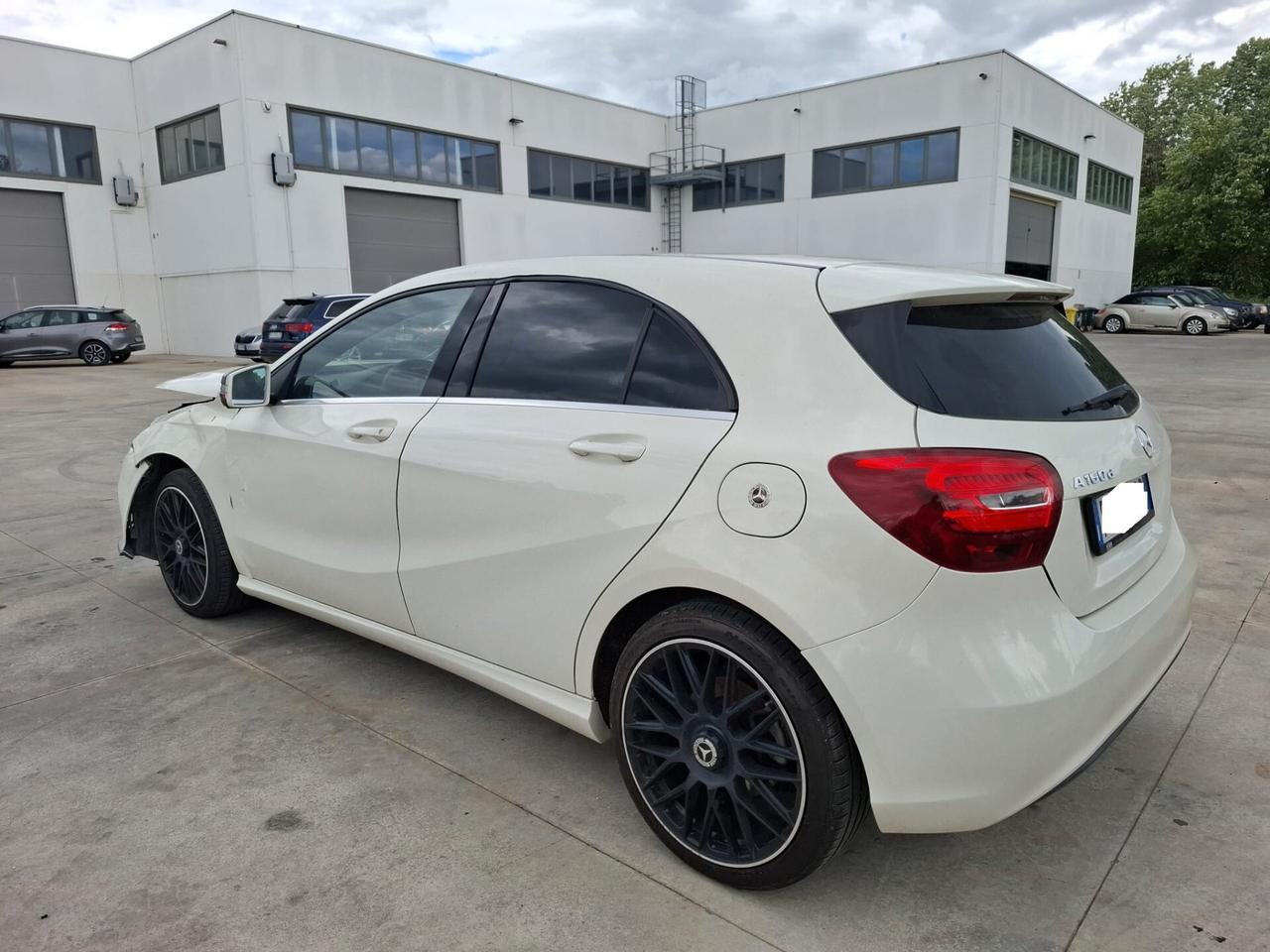 Mercedes-benz A 160 d auto - SINISTRATA