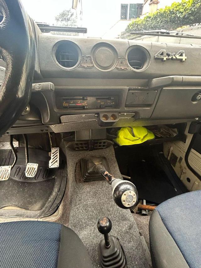 SUZUKI Samurai 1.0 Berlina