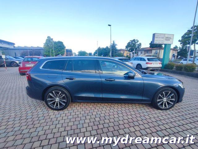 VOLVO V60 B4 (d) Geartronic Momentum Business Pro