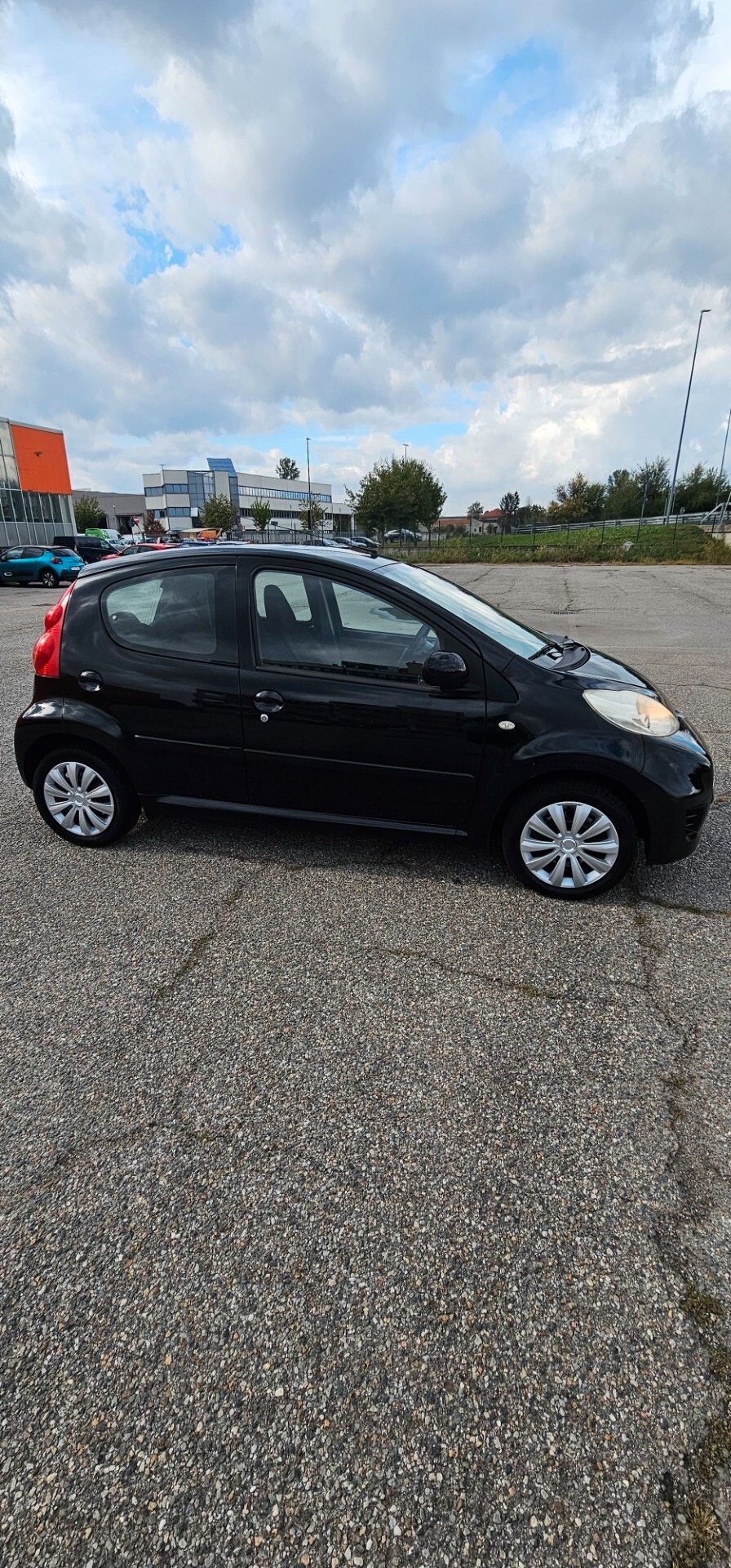 Peugeot 107 2009 photo 3