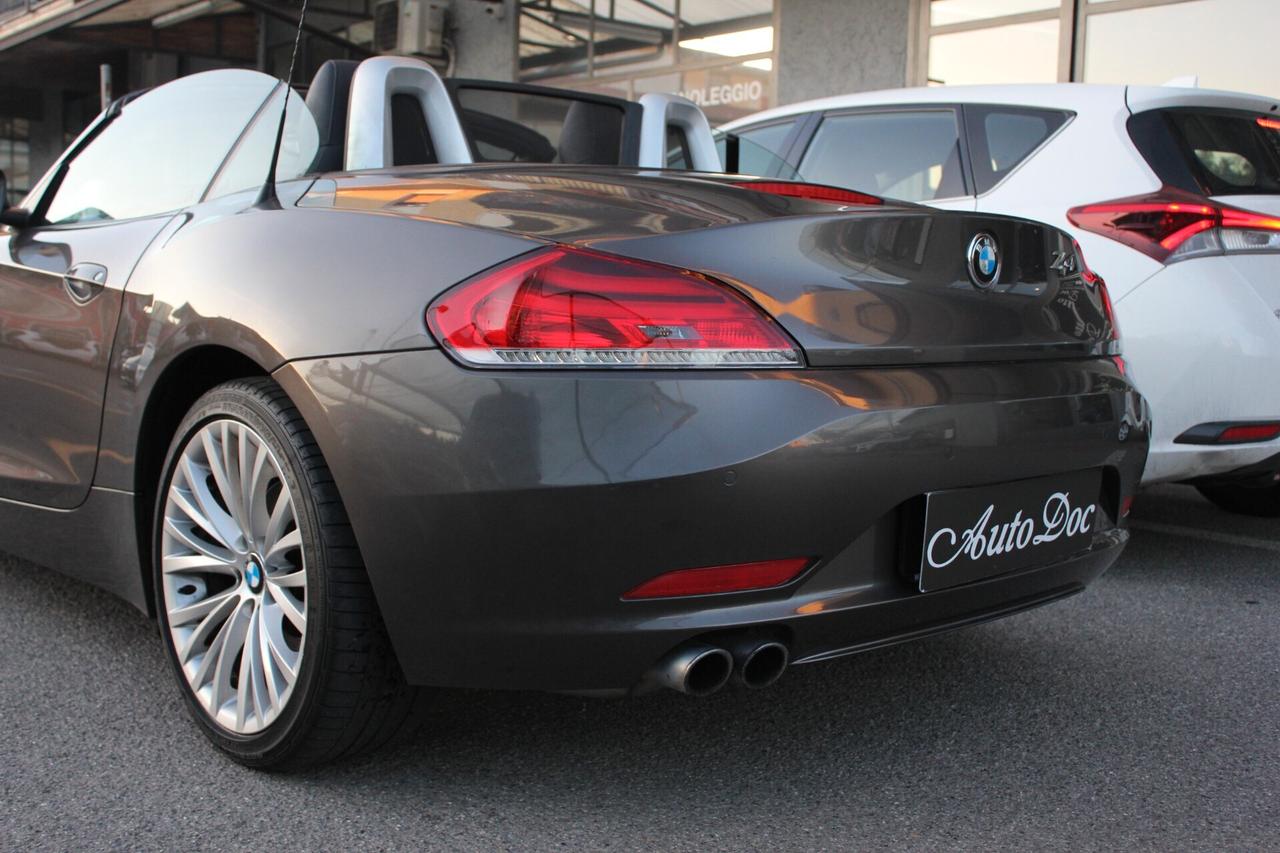 Bmw Z4 sDrive23i SDRIVE STEPTRONIC XENON NAVY SPORT