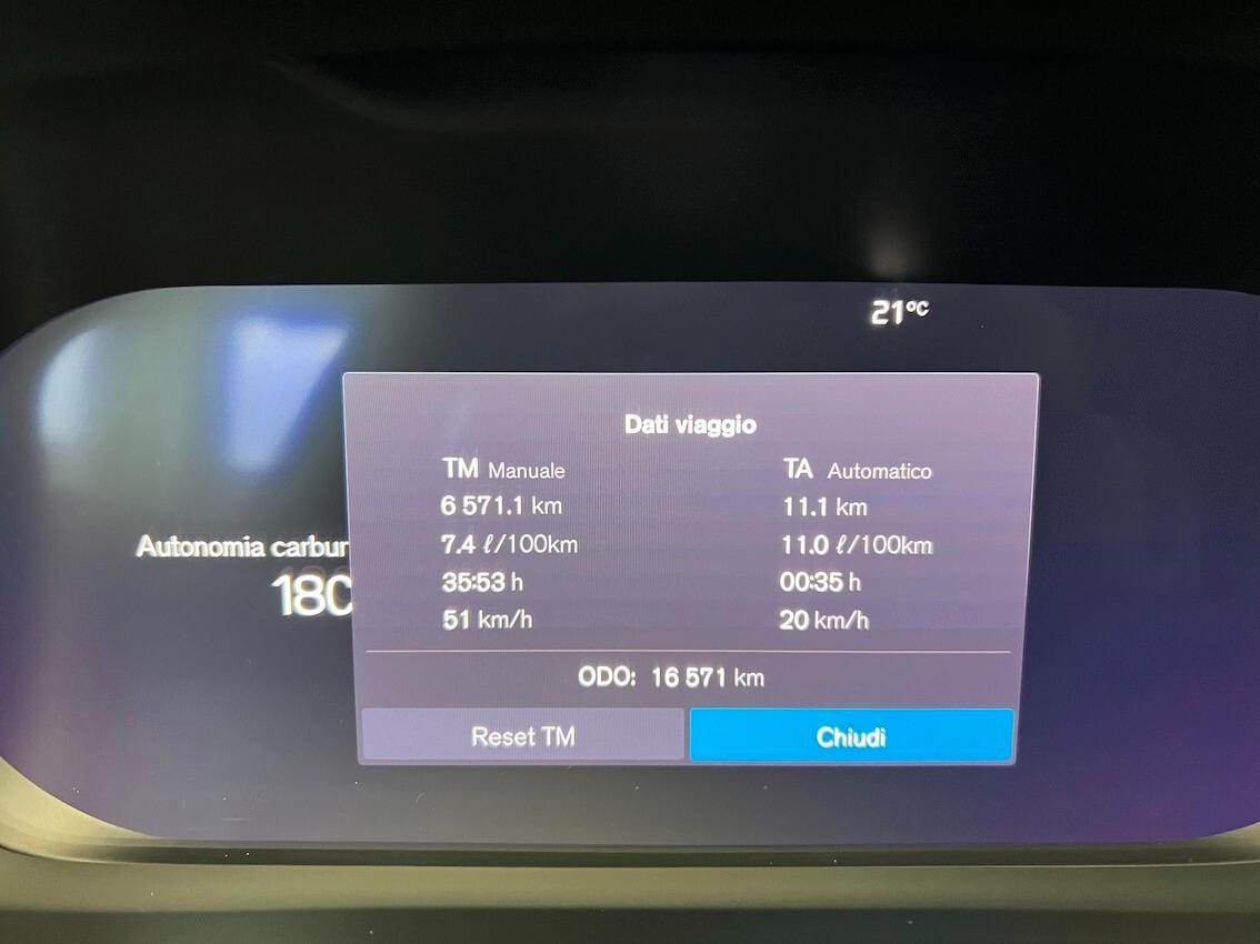 Volvo XC40 2.0 b3 Plus Black Edition auto - Tetto Apribile FULL OPTIONAL!!!