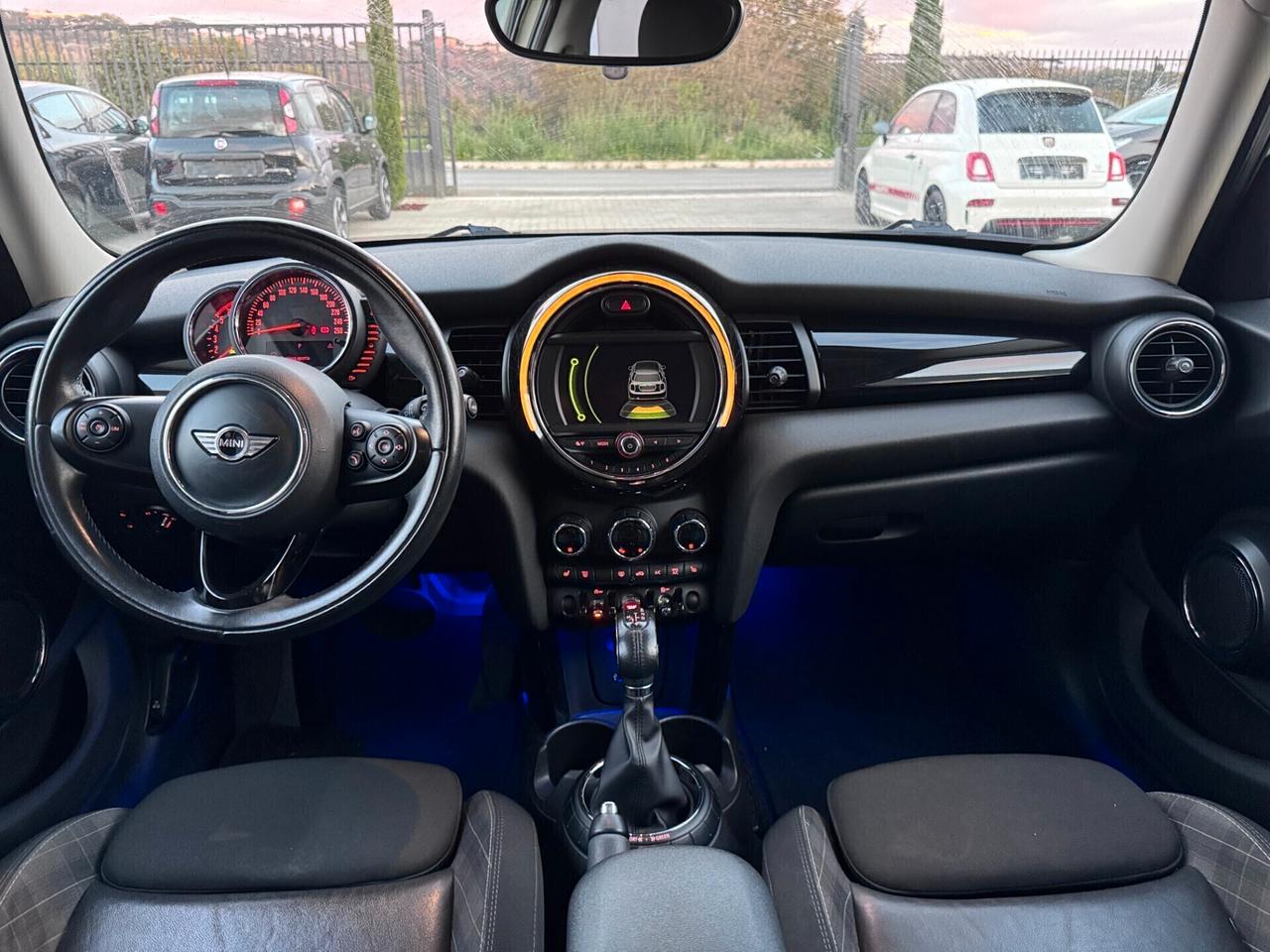 Mini Cooper D 1.5 5 porte - TAGLIANDI CERT. - GARANZIA FINO A 5 ANNI