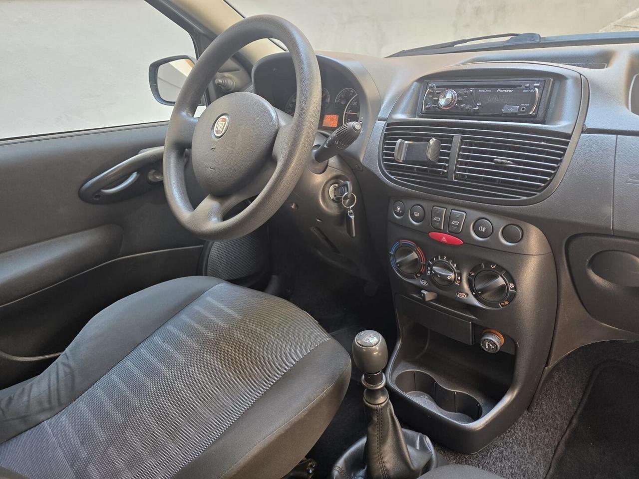 FIAT PUNTO 1.2 - ADATTA A NEOPATENTATI