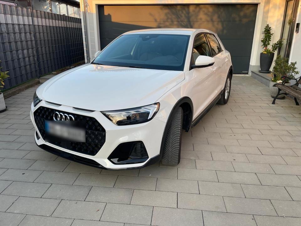 Audi A1 allstreet 30 TFSI S tronic
