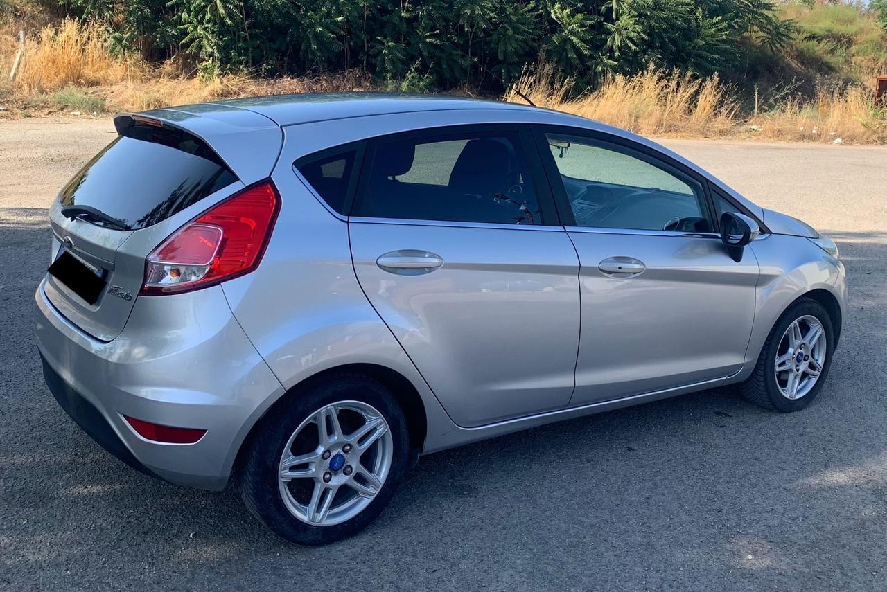 Ford Fiesta 1.5 TDCi 75CV 5 porte 130000KM