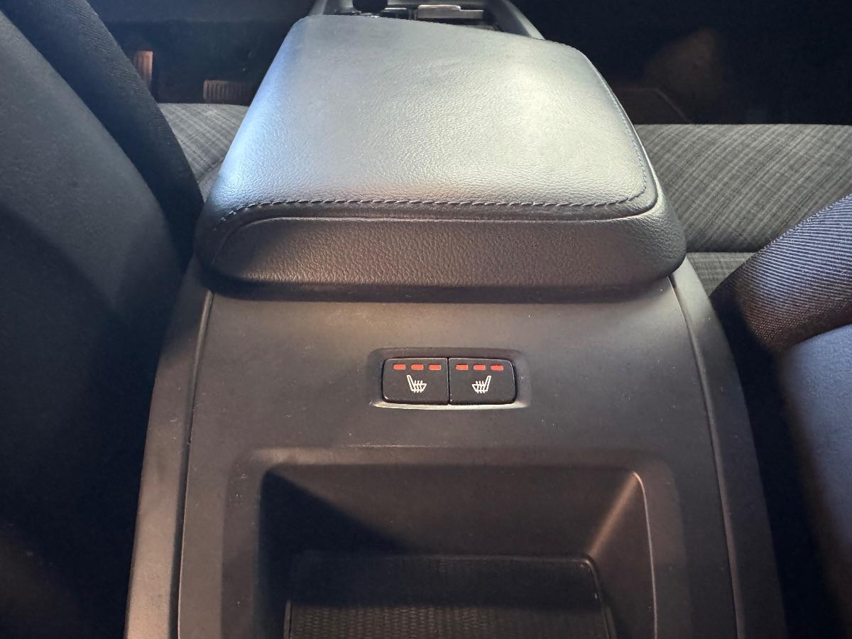 VOLVO XC60 -B4 automatico Core UNICO PROP/ RETROCAMERA/ LED/ SEDILI ELETTRICI