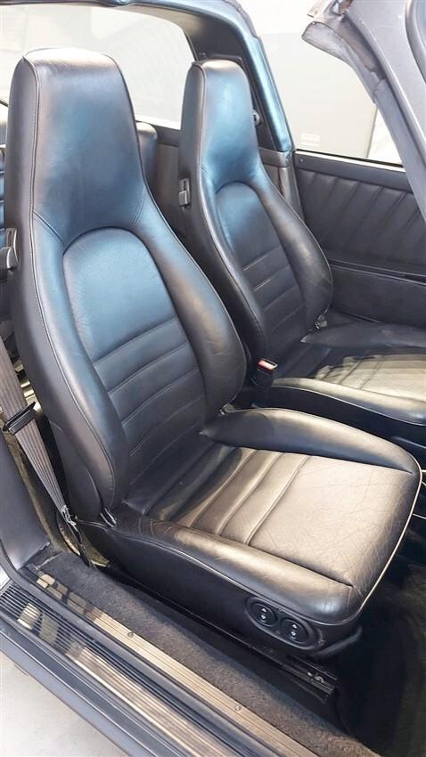Porsche 911 Carrera 3.2 Targa G50