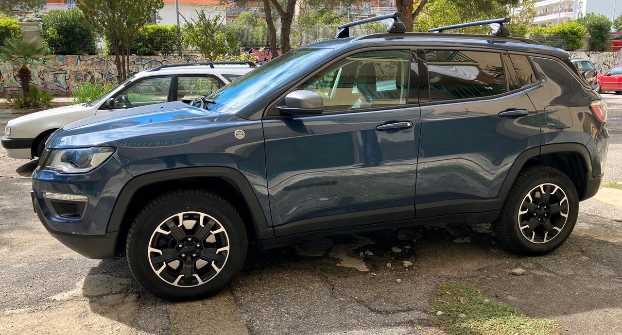 Jeep Compass PHEV 1.3T 240cv PLUG IN TRAILHAWK
