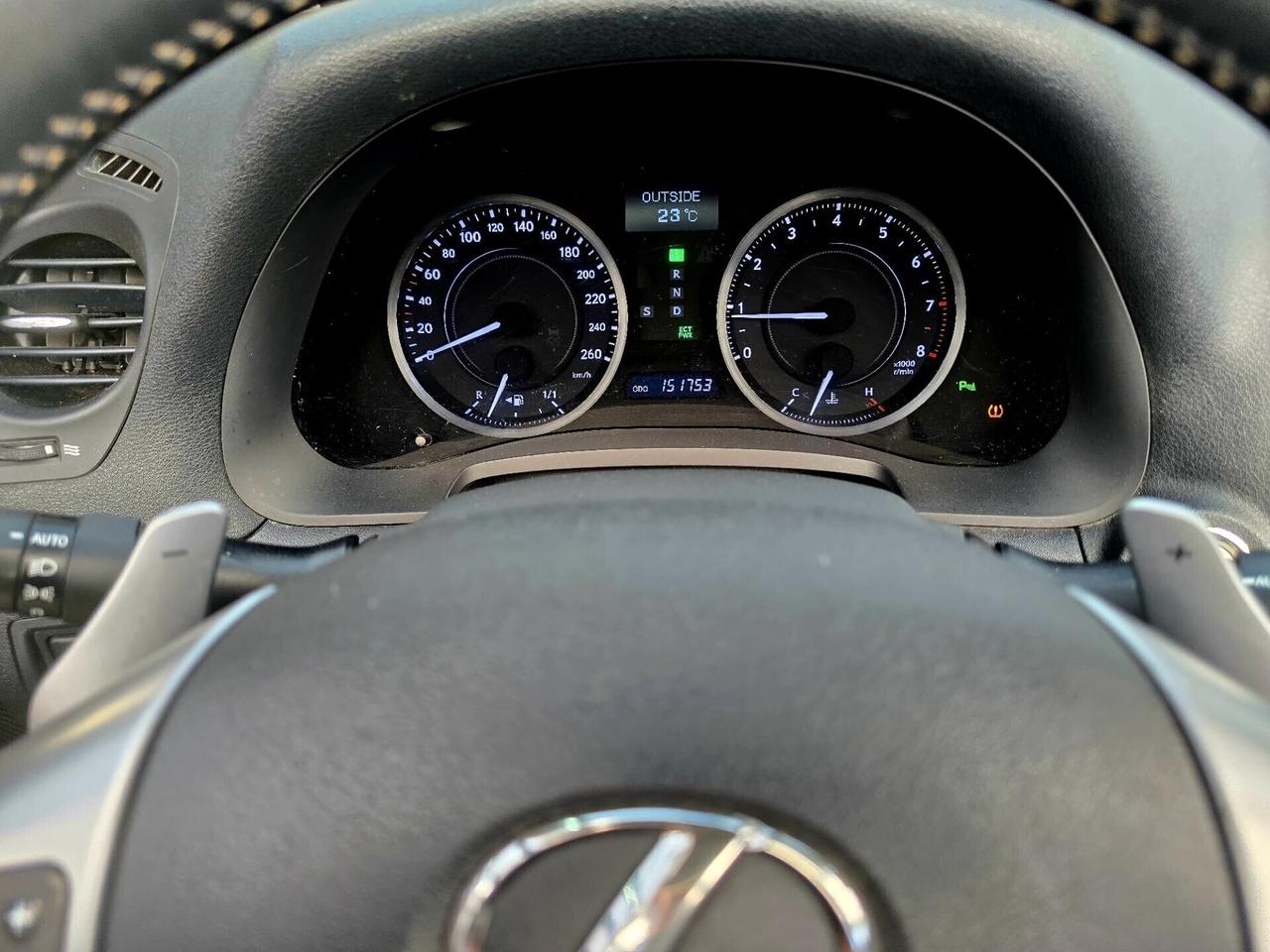 LEXUS IS 250 F-SPORT CABRIO/COUPE 208cv