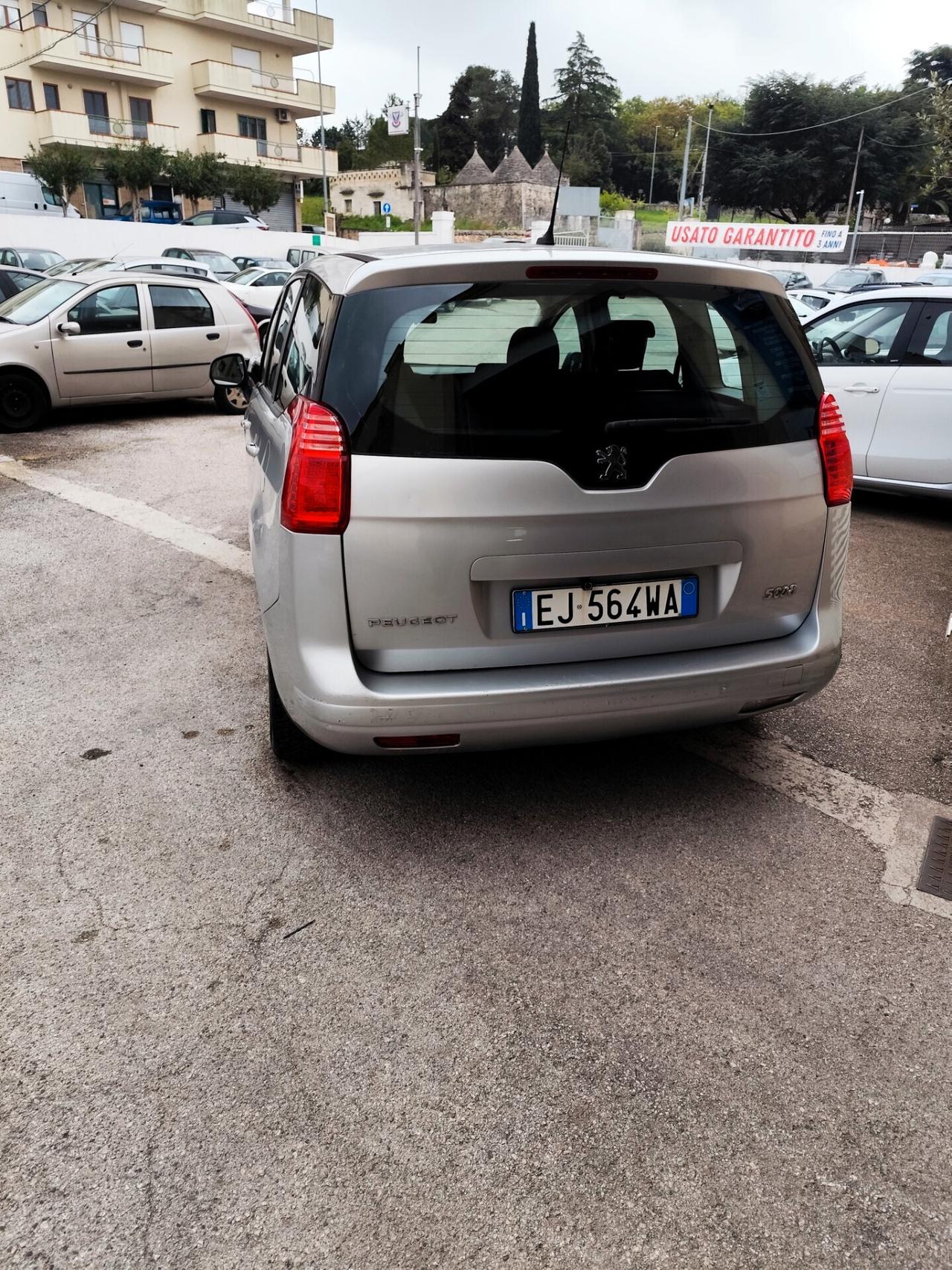 Peugeot 5008 1.6 HDi 112CV Family