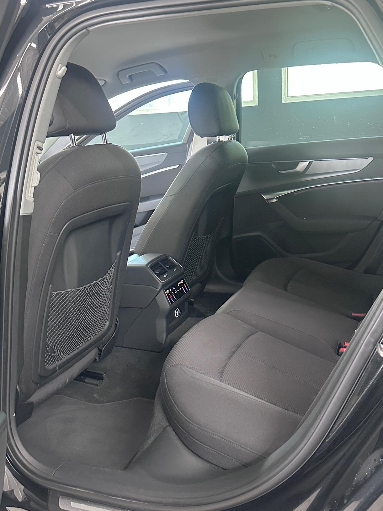 Audi A6 Avant 40 2.0 TDI S tronic Business Sport