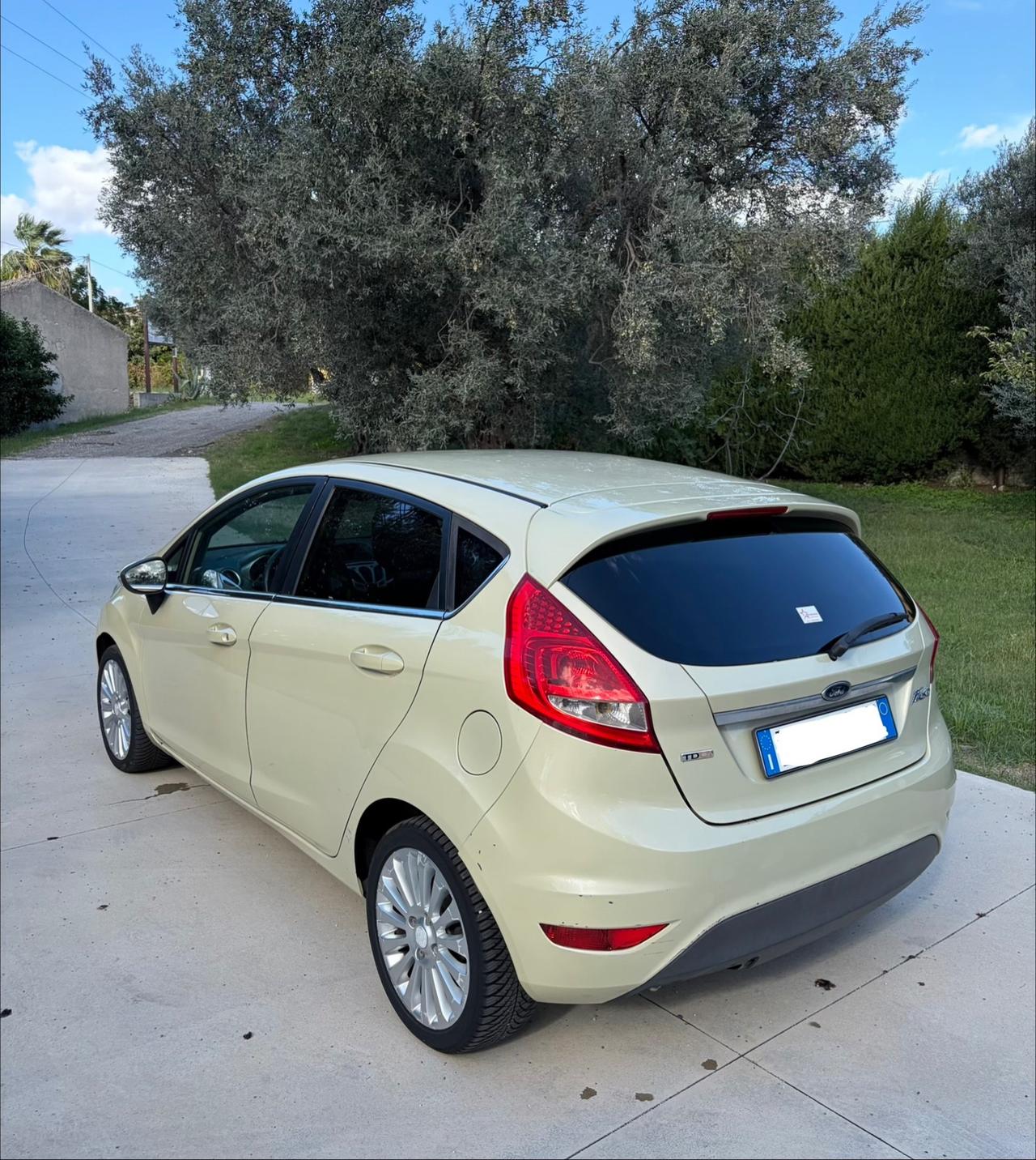 FORD FIESTA 1.4 TDI 68CV FULL NORD ITA CHIAMA