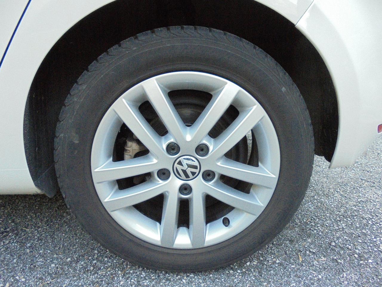 VOLKSWAGEN GOLF VI 1.6 TDI 105CV HIGHLINE 5 PORTE