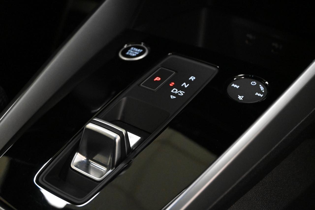 AUDI A3 4ª serie A3 SPB 35 TFSI S tronic S lin...