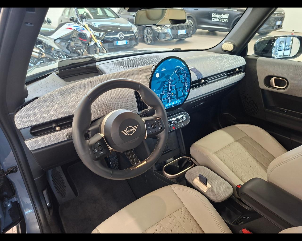 MINI Mini CooperCbr(F67) - Mini Cooper C Favoured Cabrio