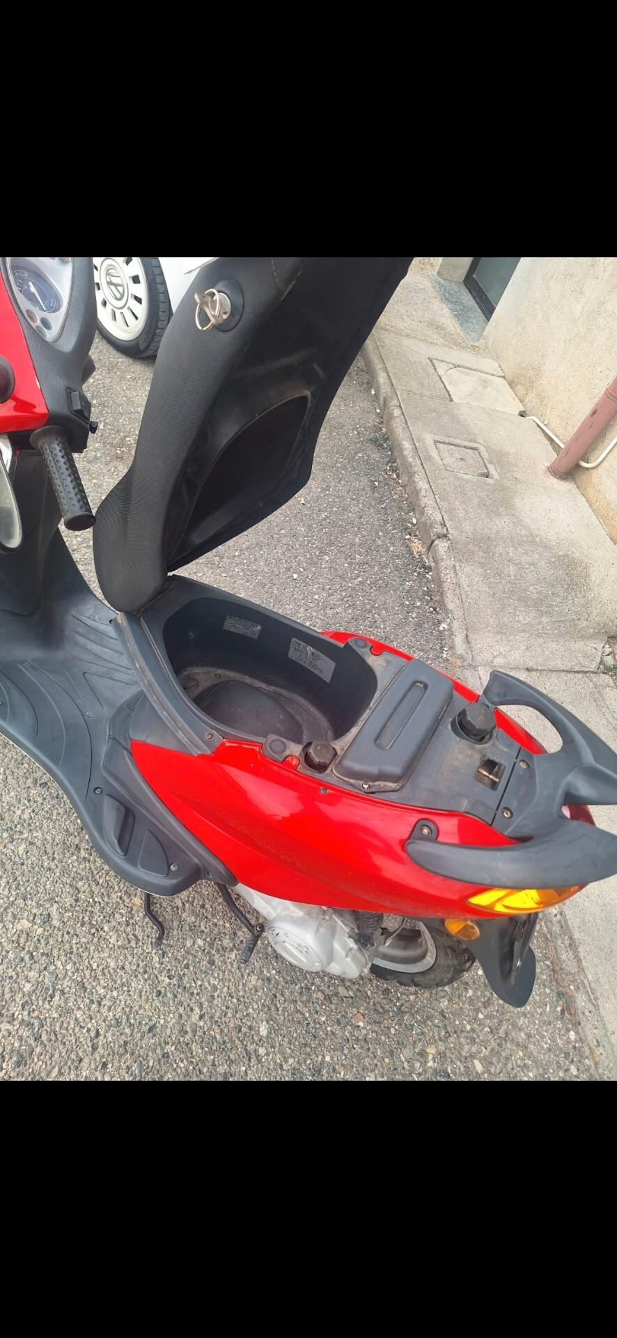 Piaggio Fly 50